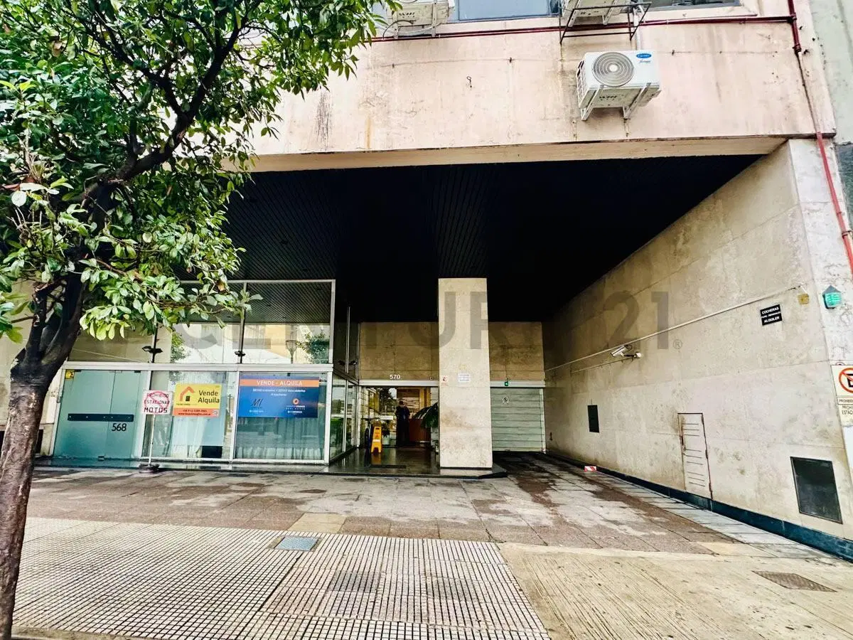 VENTA COCHERA MICROCENTRO SUIPACHA Y TUCUMAN 5