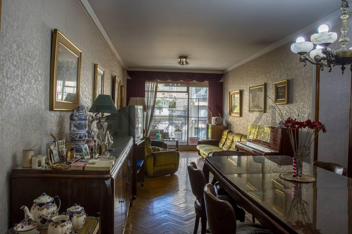 Foto de VENTA DPTO 5 AMB + DEPENDENCIA EN FLORES APTO CRÉDITO, imagen 2
