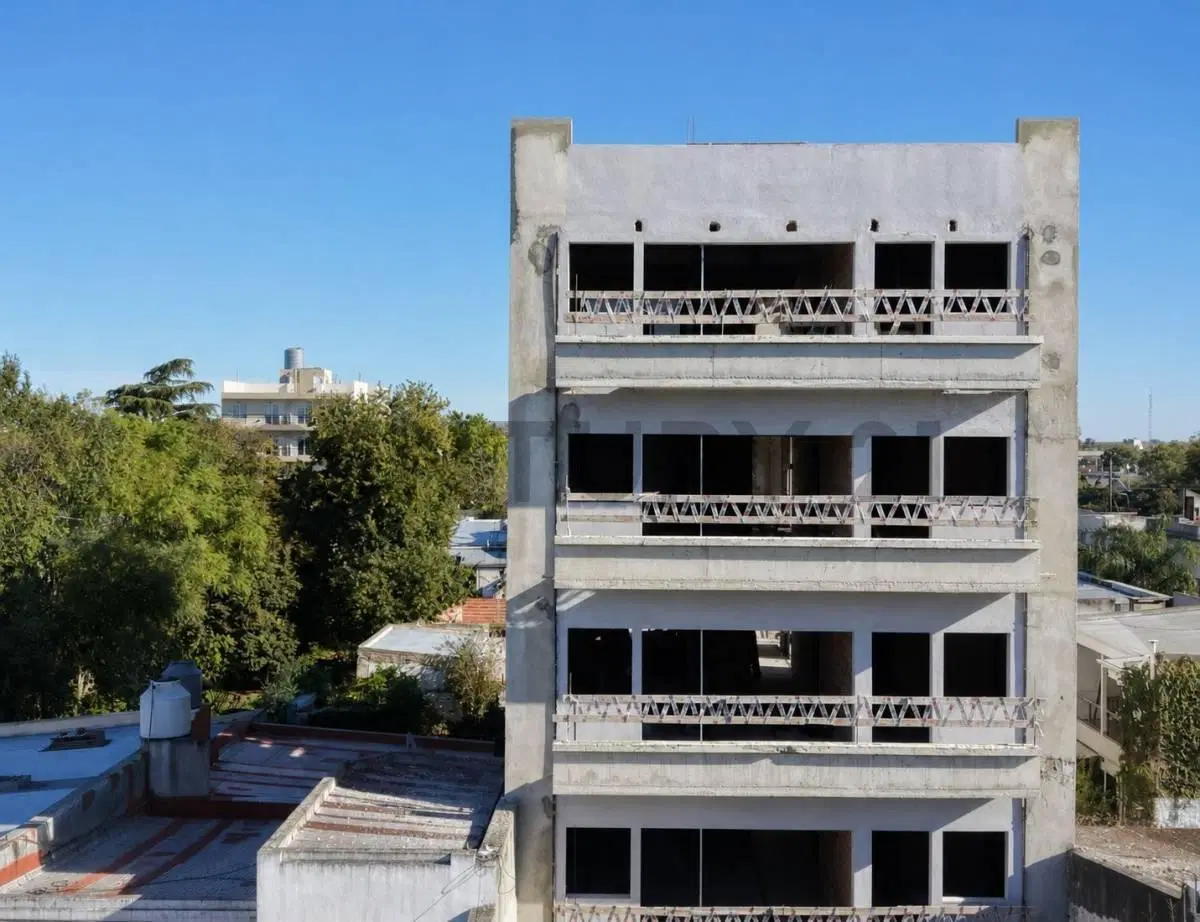 VENTA EN POZO DEPARTAMENTO MONOAMBIENTE EN BARADERO 8