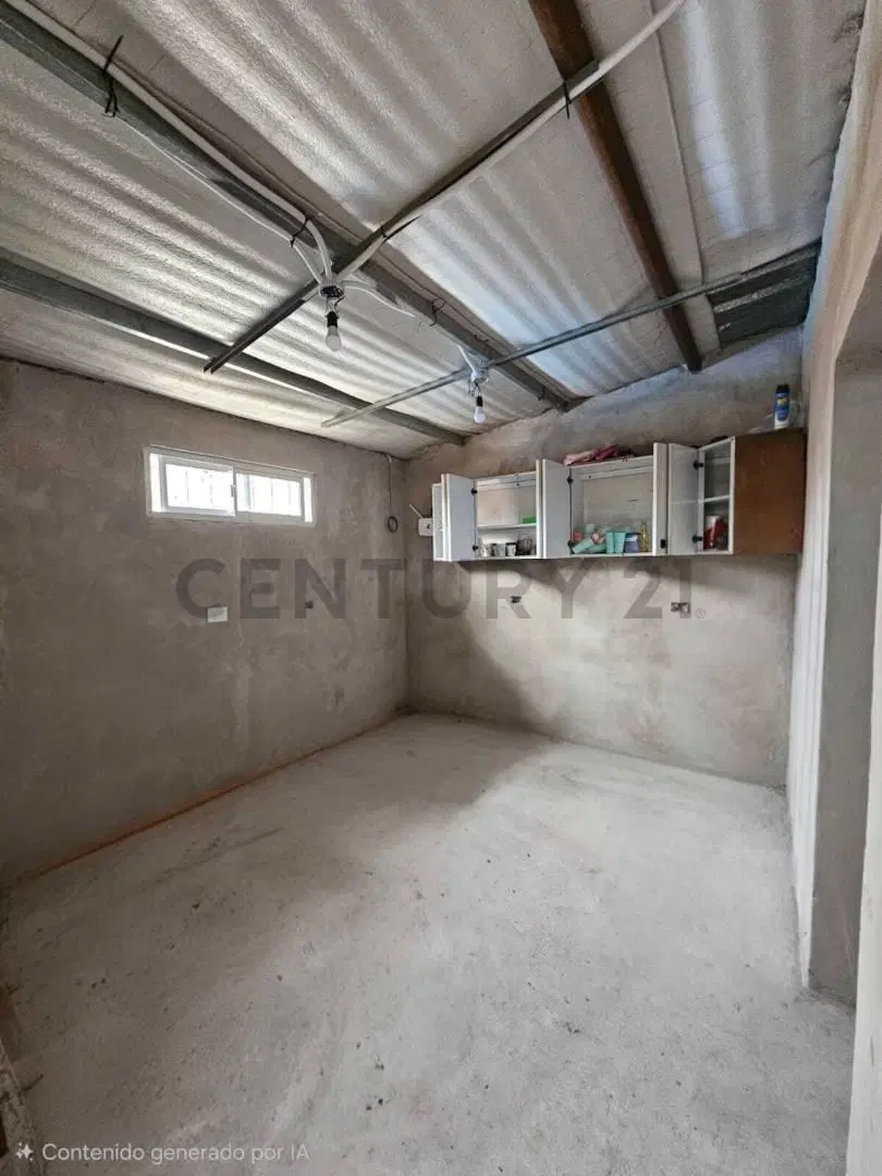 Terreno en venta en General Rodríguez Con construcción y pileta 5