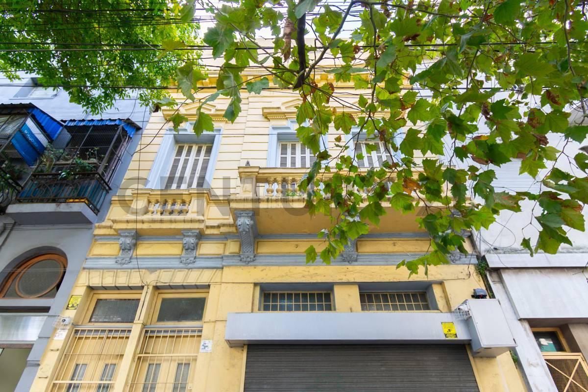 EXCELENTE PROPIEDAD PARA HOTEL O HOSTEL