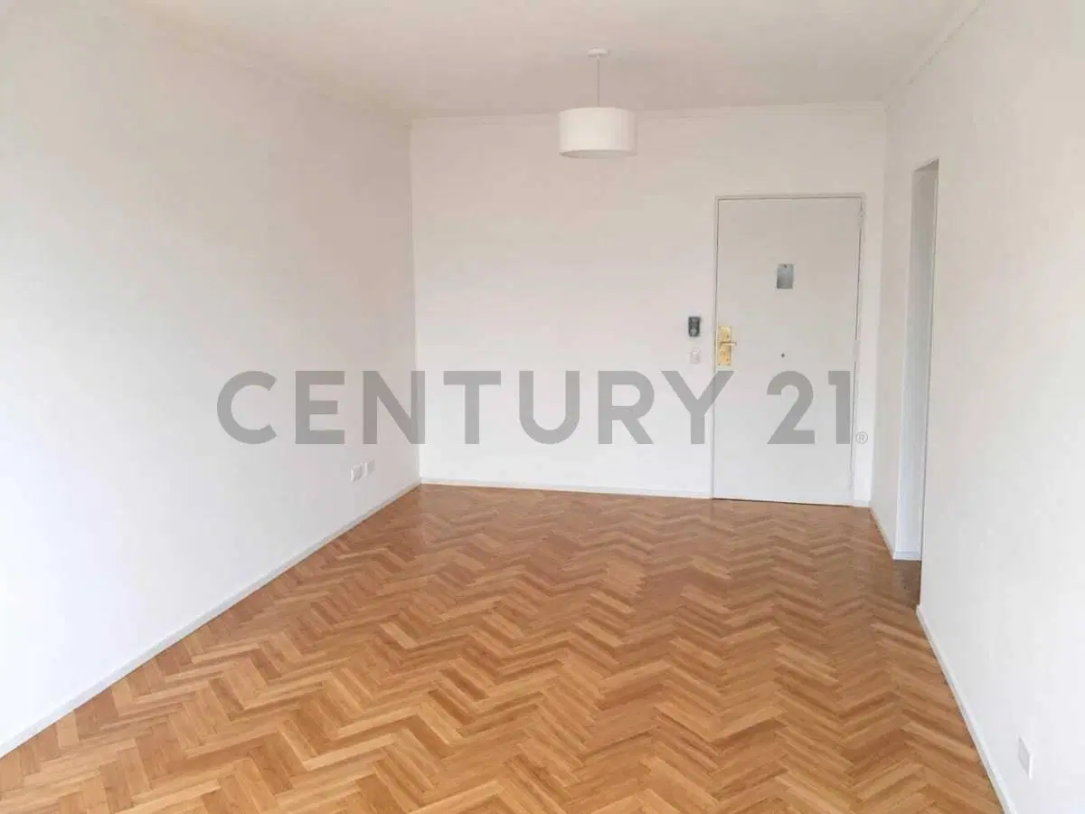 VENTA DEPARTAMENTO 3 AMBIENTES PALERMO 4