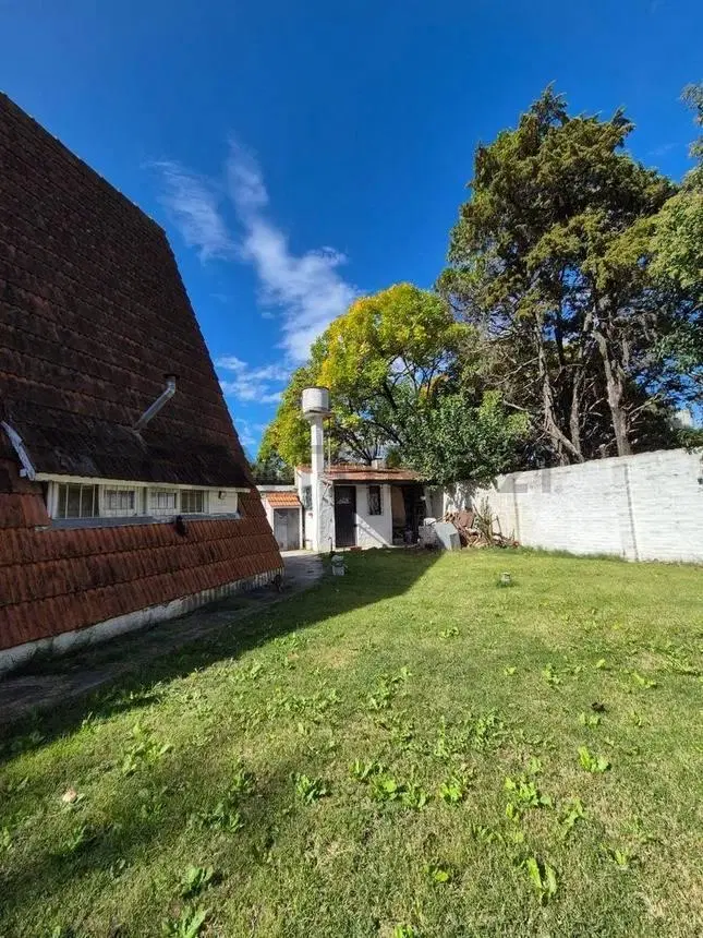 Casa 3 amb en Excelente lote de 304 mt 2