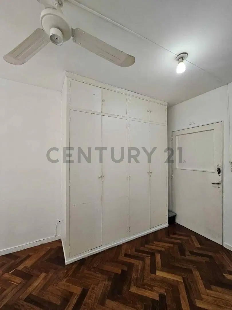 Monoambiente en venta en excelente ubicación – Monserrat 3