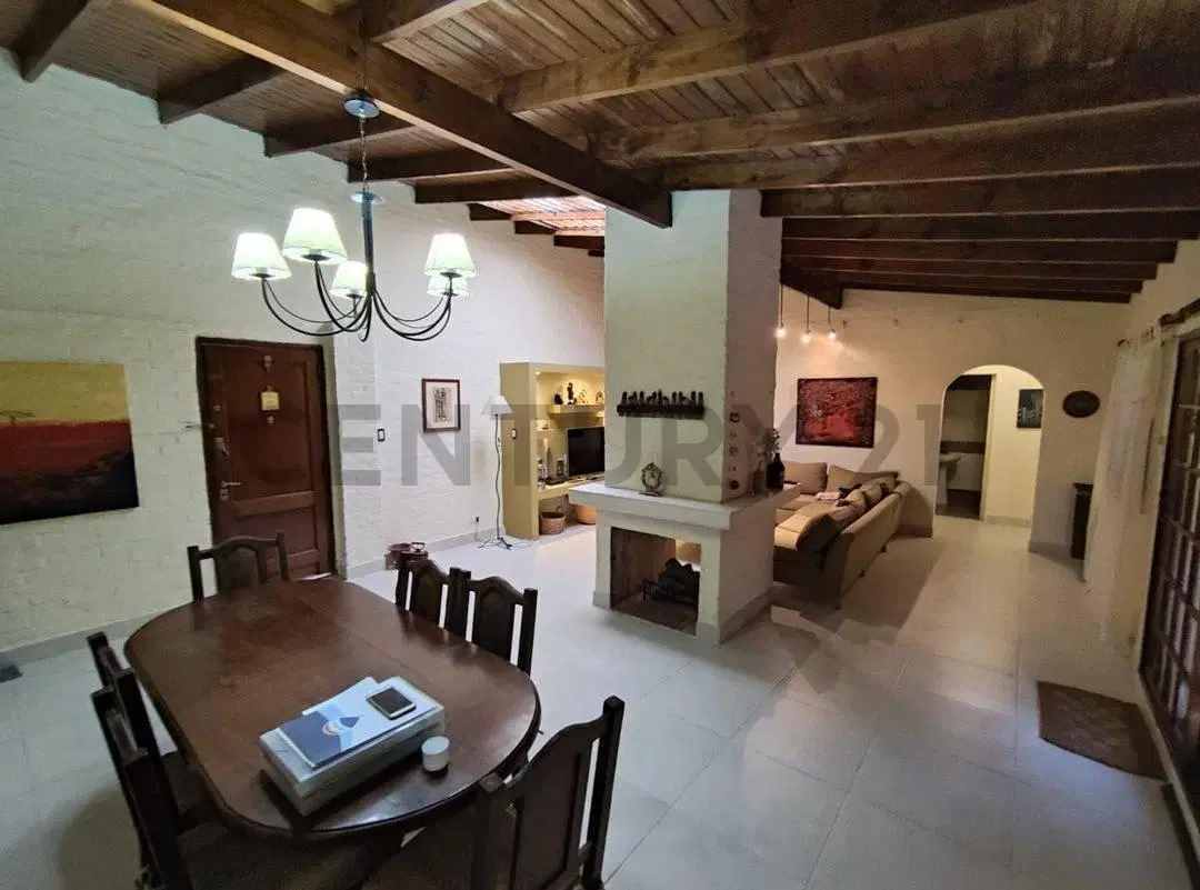 VENTA CASA 4 AMBIENTES CON PILETA PARQUE ALVEAR TORTUGUITAS 5