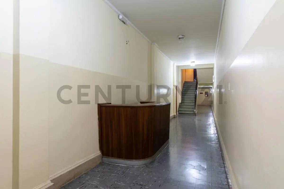 VENTA OPORTUNIDAD 5 OFICINAS 4