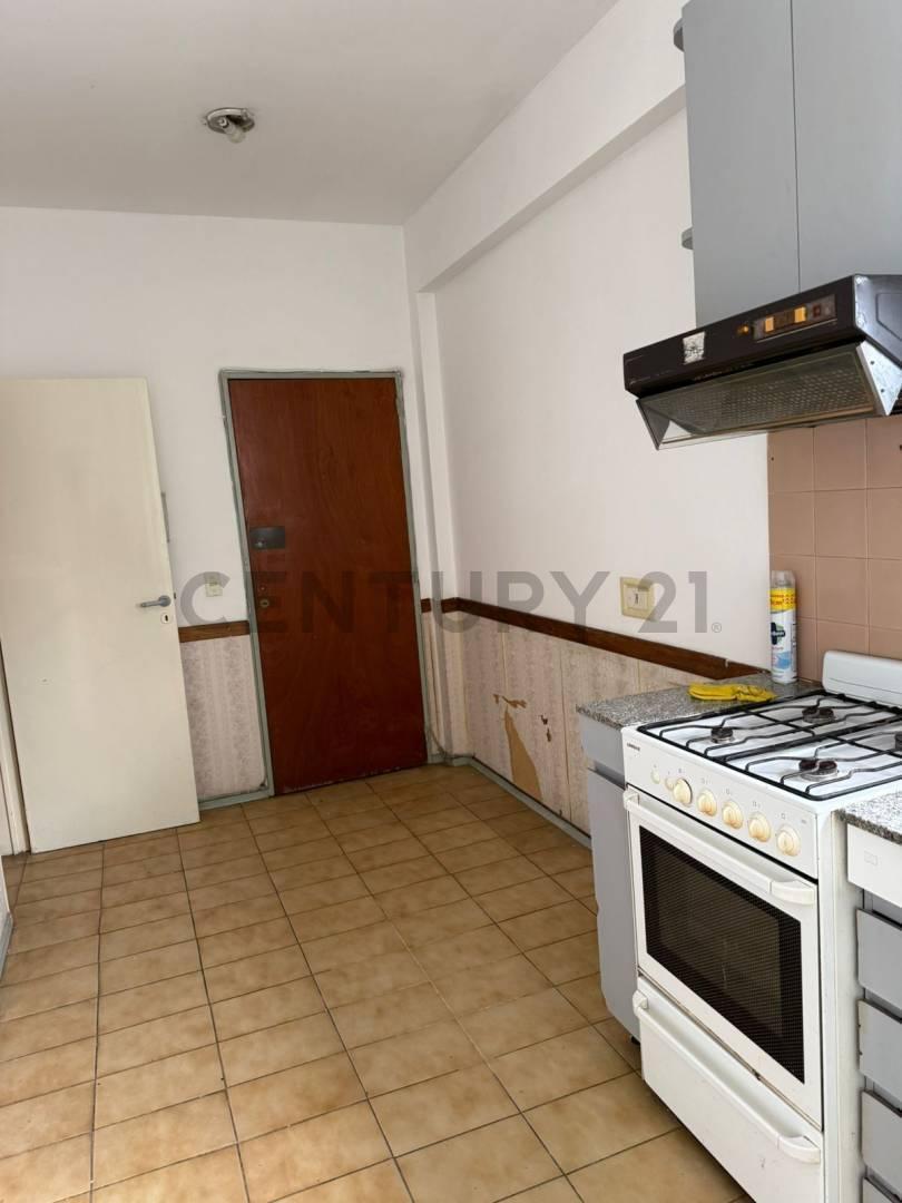 Foto de VENTA DEPARTAMENTO 3 AMBIENTES CON BALCON COCHERA SAN MIGUEL CENTRO, imagen 4