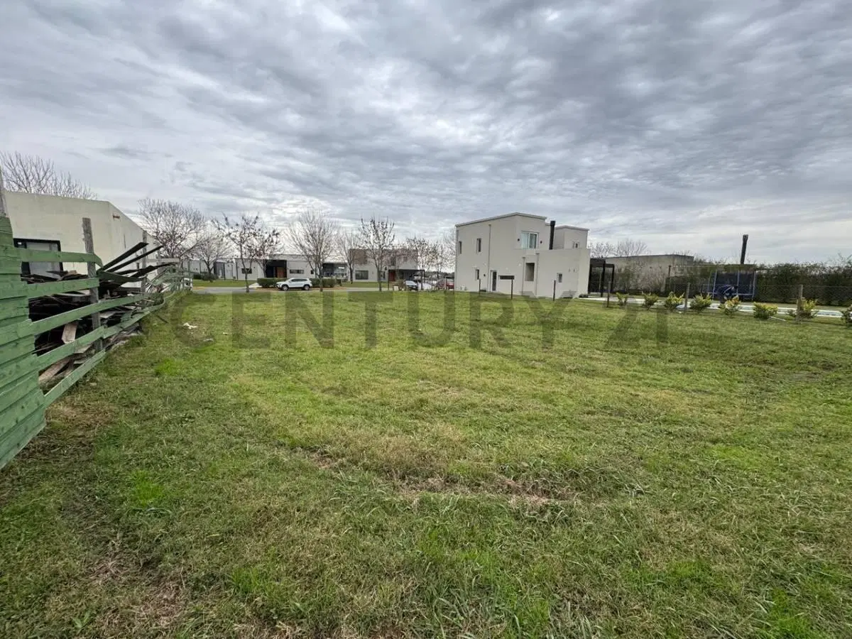 LOTE INTERNO DE 400 M² EN EL CAZAL | BARRIO PARQUE NÁUTICO | USD 28.000 5