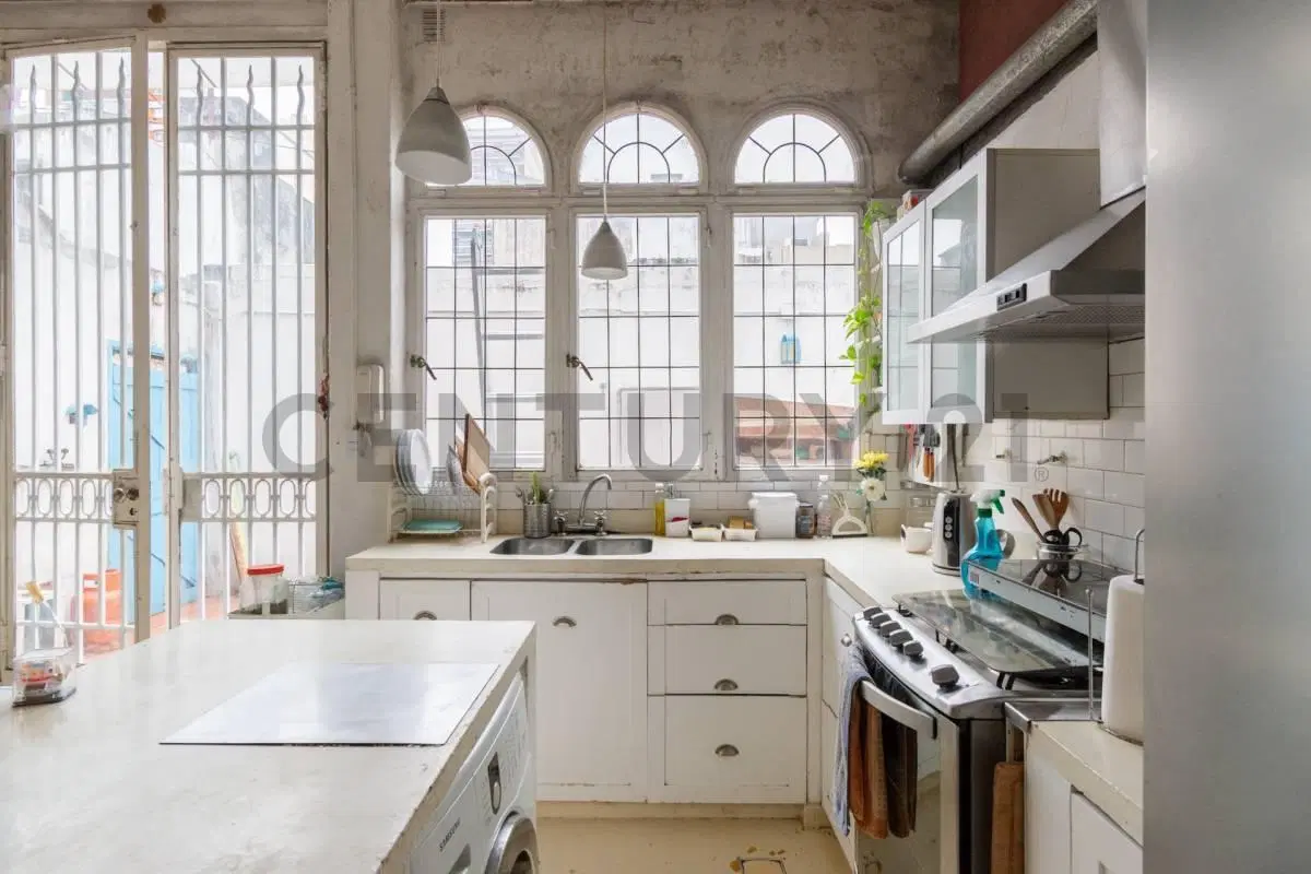 PH Tipo Loft 3 Ambientes con Patio | Excelente ubicación y gran potencial en Vicente López 3
