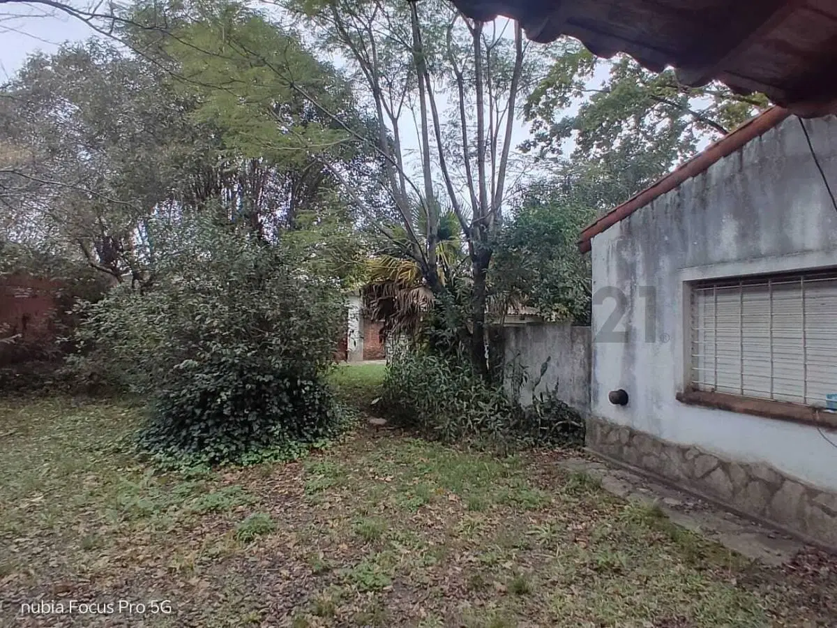 VENTA LOTE CON CASA A RECICLAR SOBRE LOTE DE 750m² EN ESQUINA | Gran potencial de desarrollo 2