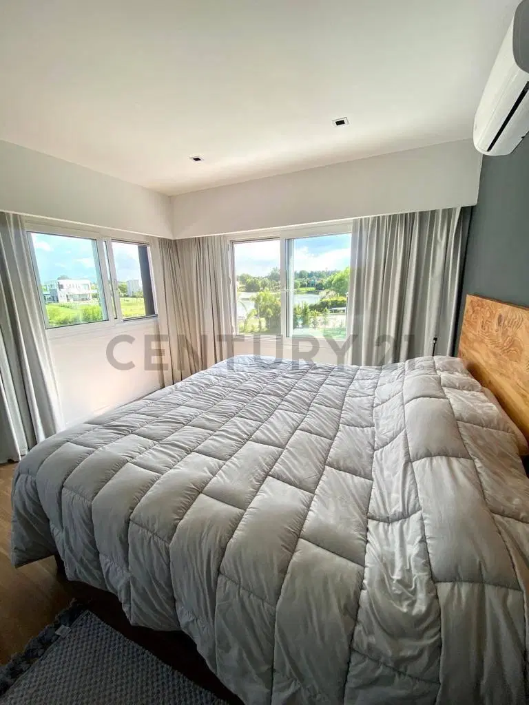 Venta Casa al lago 6 ambientes , Canton Norte 2