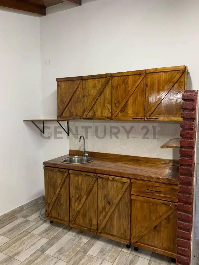 ALQUILER "2 Ambientes con patio privado y todos los servicios incluidos | Benavídez | A metros de Ru 3