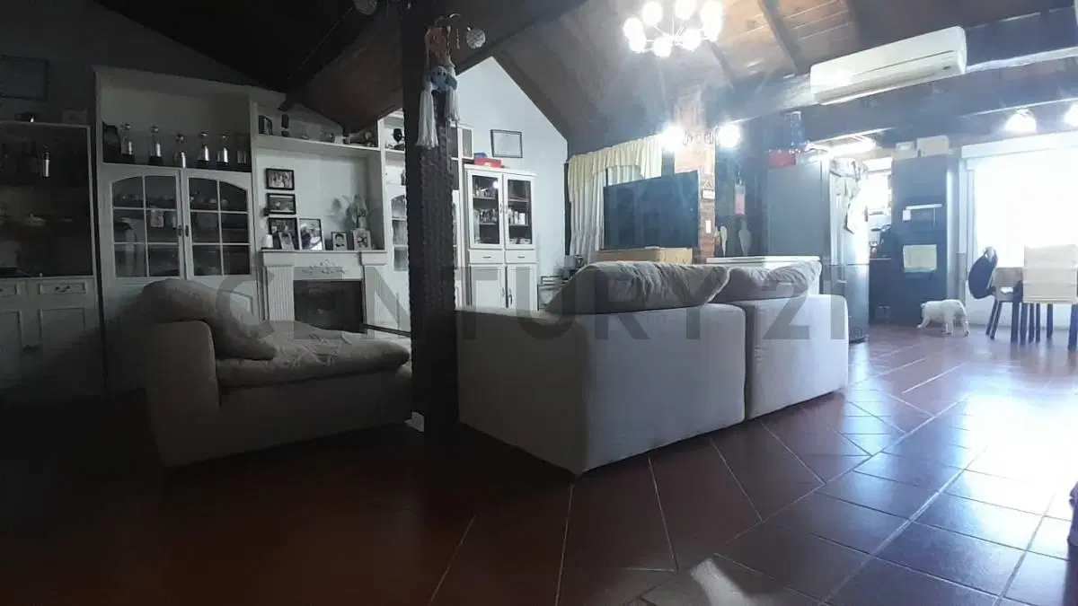 VENTA CASA 5 AMBIENTES CON QUINCHO PARQUE Y PILETA EN VILLA BALLESTER 5