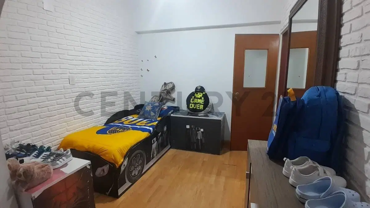 VENTA CASA 5 AMBIENTES CON QUINCHO PARQUE Y PILETA EN VILLA BALLESTER 8