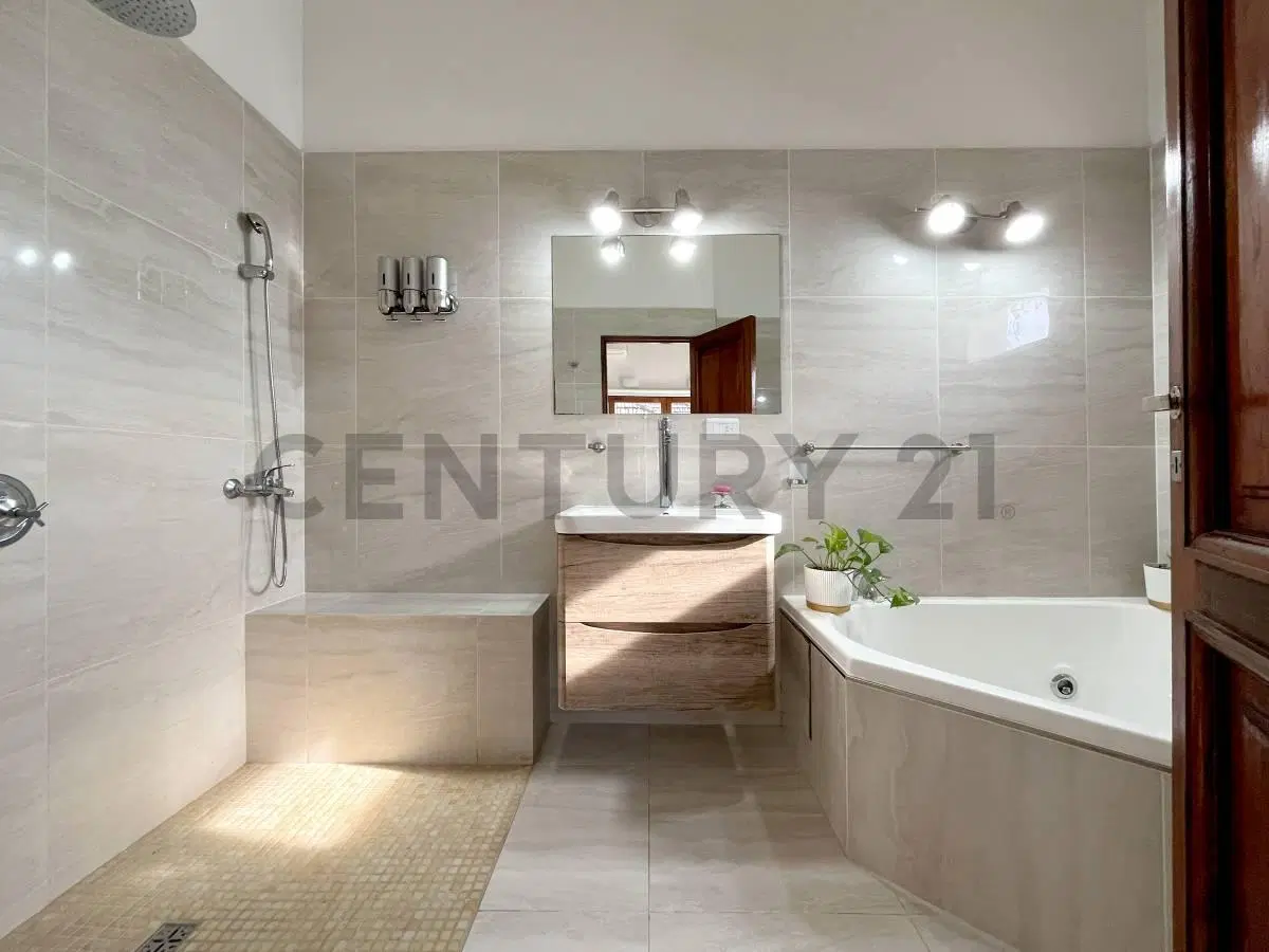 VENTA CASA 5 AMBIENTES PILETA GOLF COUNTRY BOCA RATON PILAR 4