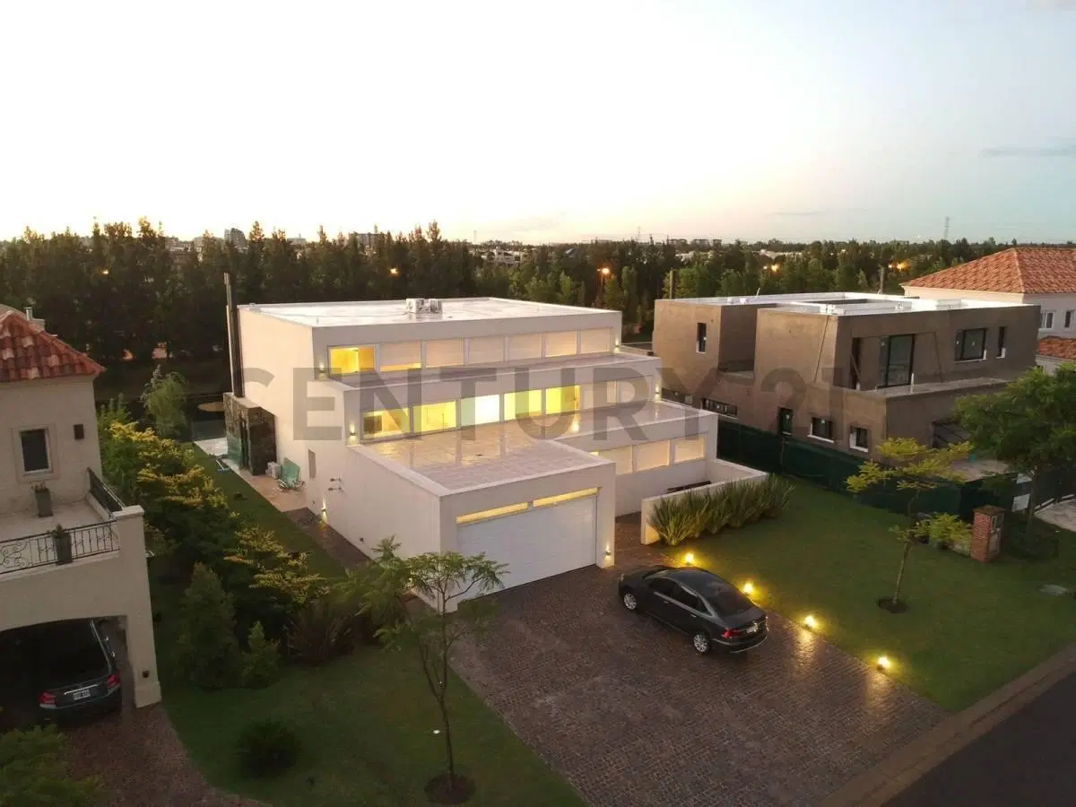 VENTA CASA 6 AMB EN BARRIO EL GOLF NORDELTA 5