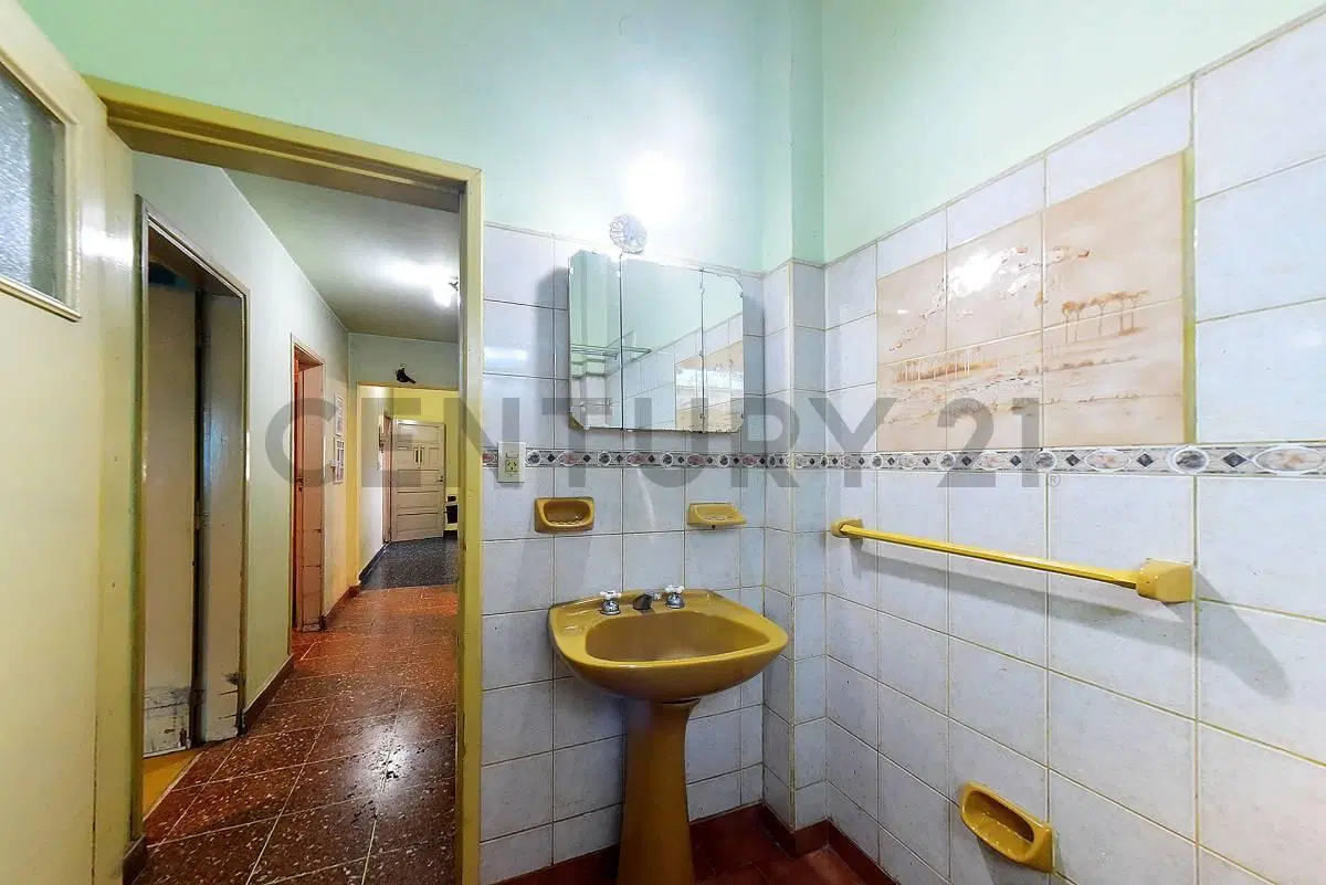 VENTA CASA 3 AMBIENTES CON PATIO EN MORÓN APTA CRÉDITO 8