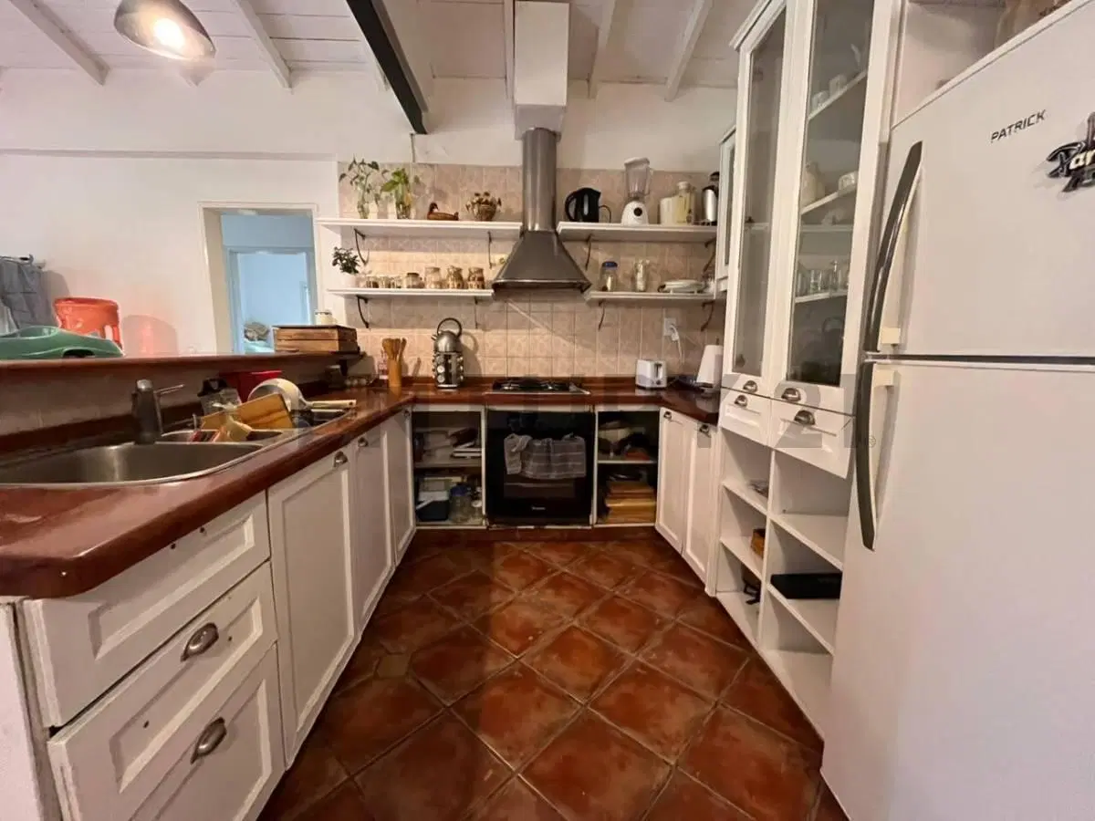 VENTA CASA 4 AMB Y DEPENDENCIA EN BARRIO CERRADO MAPUCHE EN PILAR 5