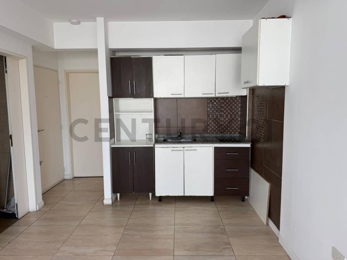 Foto de VENTA DEPARTAMENTO 2 AMBIENTES CON BALCON EN SAN CRISTOBAL, imagen 5