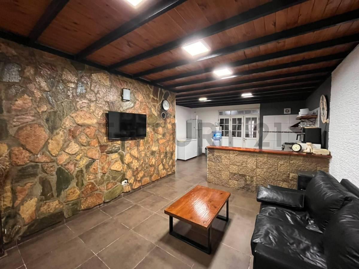 Foto de VENTA PH TIPO DUPLEX 4 AMBIENTES CON PILETA Y PATIO EN PILAR, imagen 1