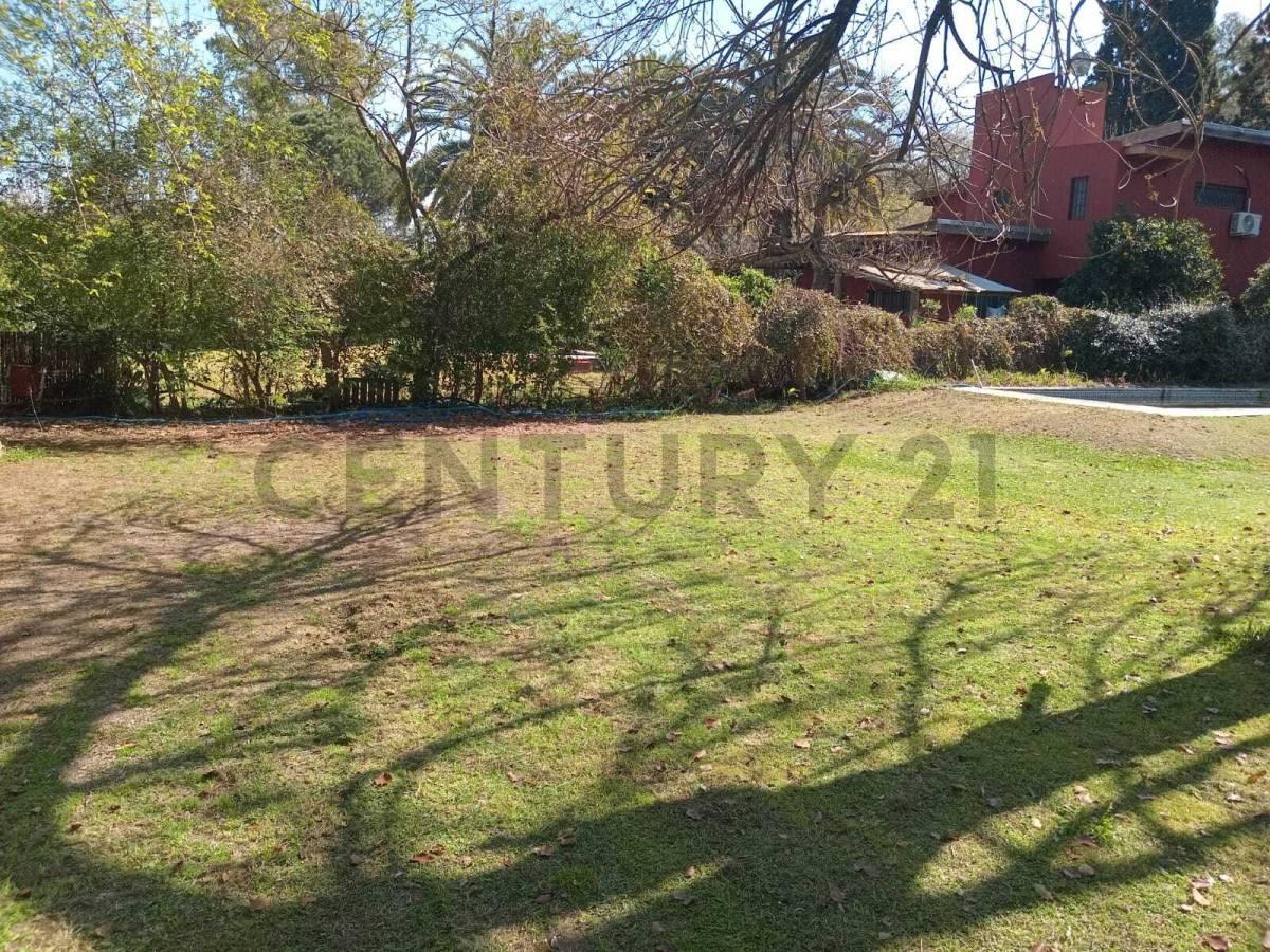 Foto de AMPLIO LOTE CON PILETA Y CASA EN LA BOTA, BENAVÍDEZ, imagen 1