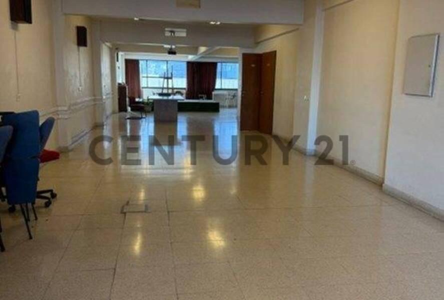 Foto de VENTA LOCAL CON OFICINAS ( EN BLOQUE) SAN NICOLAS, imagen 3