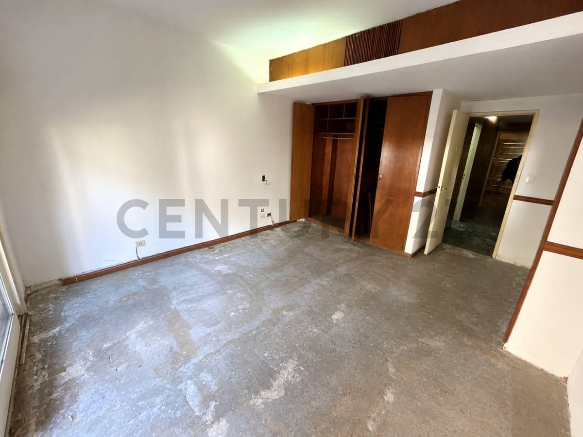 Foto de VENTA DEPTO 4 AMB CON BALCON Y PATIO EN SAN MARTIN, imagen 2