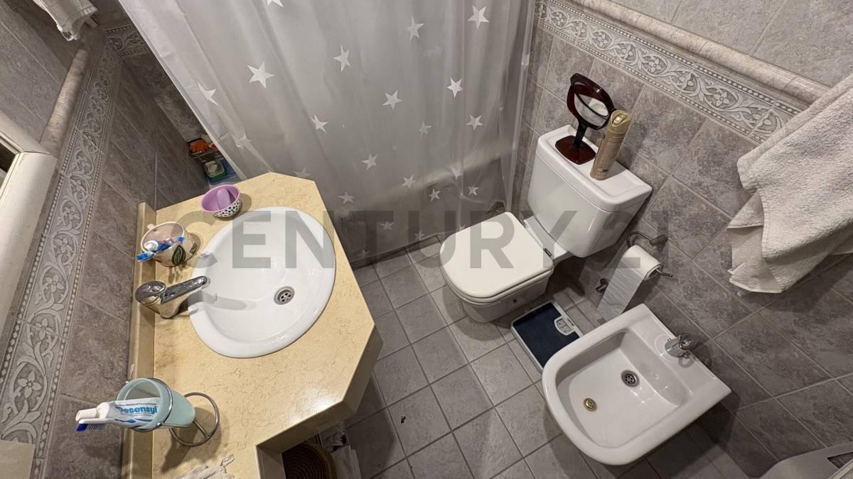 Foto de ALQUILER DEPARTAMENTO 3 AMBIENTES CON COCHERA Y BALCON EN SAN ISIDRO, imagen 5