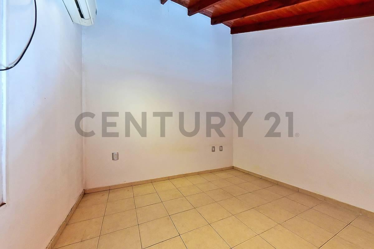 Foto de VENTA DEPARTAMENTO 2 AMBIENTES EN MORÓN OPORTUNIDAD ESCALERA APTO, imagen 2