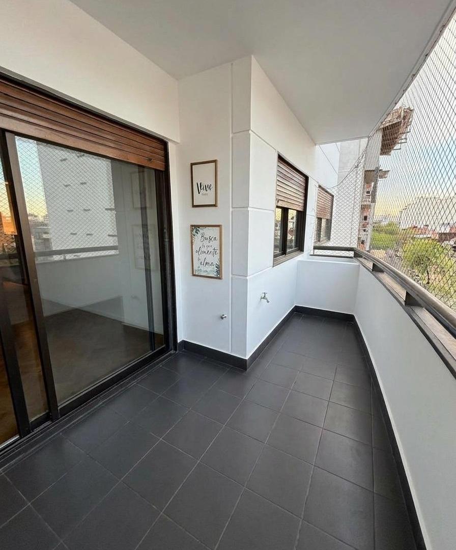 Foto de VENTA SEMIPISO 3 AMB CON 2 ESPACIOS GUARDACOCHES EN NUÑEZ, imagen 5