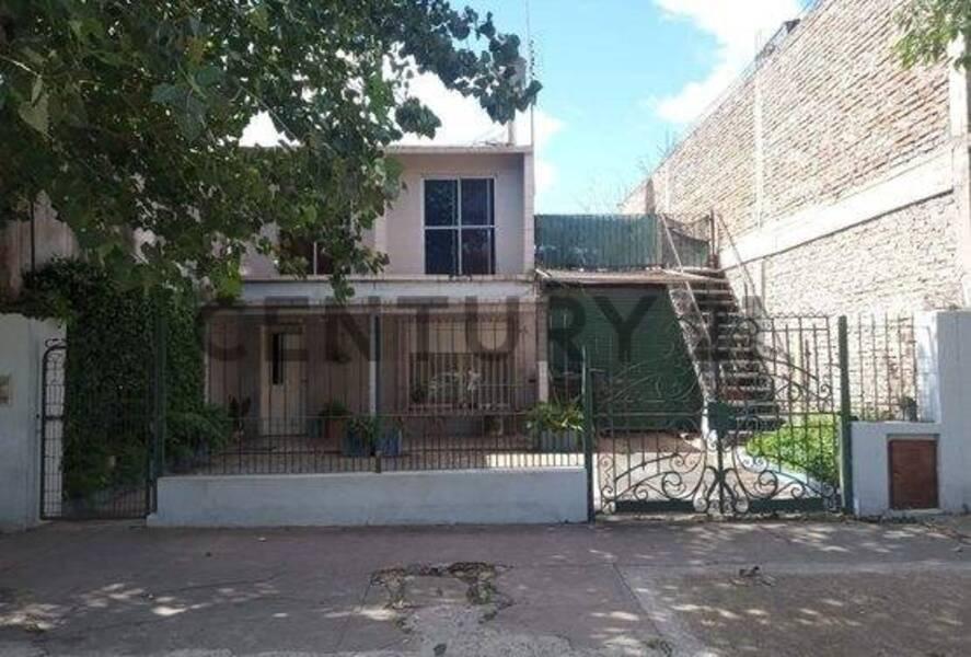 Foto de VENTA CASA MULTIFAMILIAR CON PATIO Y COCHERA EN LOS POLVORINES - APTO, imagen 2