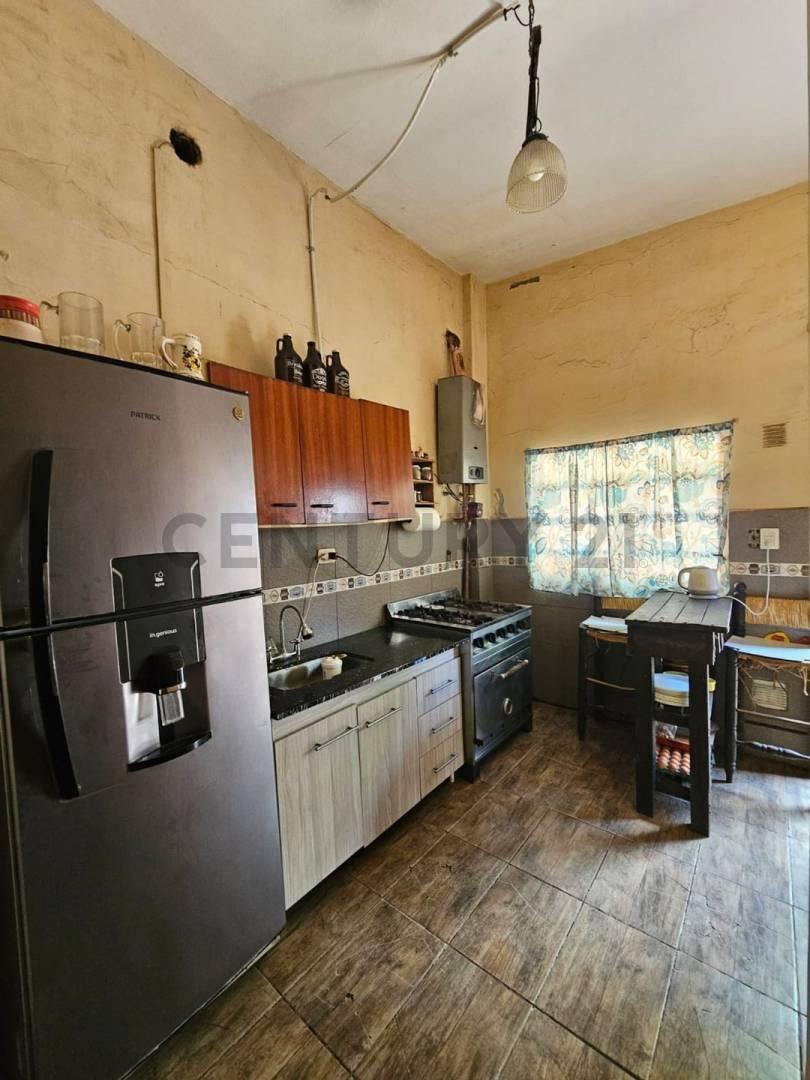 Foto de Venta Casa 4 ambientes Hurlingham ( permuta ), imagen 4