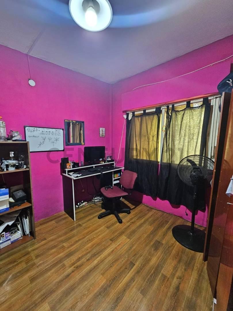 Foto de Venta Casa 4 ambientes Hurlingham ( permuta ), imagen 5
