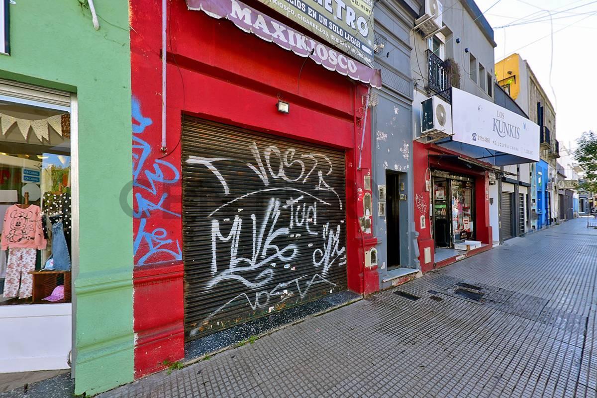 Foto de OPORTUNIDAD VENTA PH 4 AMBIENTES A REFACCIONAR CON TERRAZA Y BALCÓN EN, imagen 2