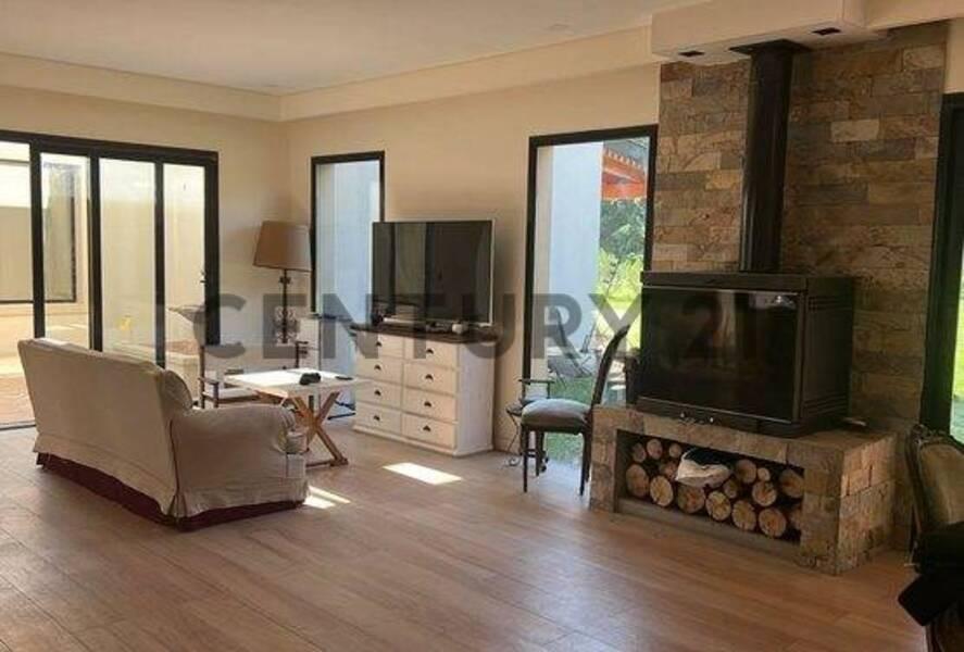 Foto de VENTA CASA 5 AMB PARQUE PARRILLA CASUARINAS PILAR, imagen 2
