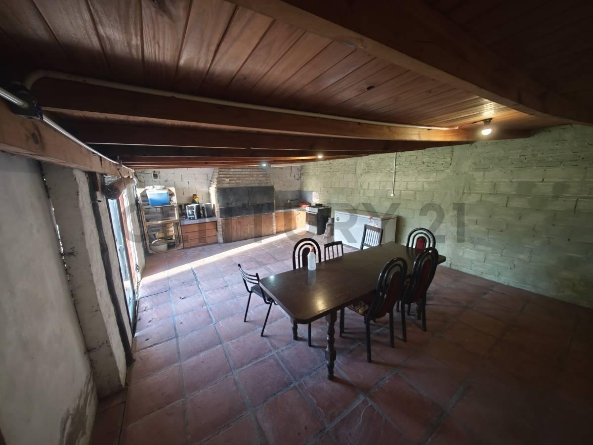 Foto de VENTA PERMUTA CASA 4 AMB C/QUINCHO Y PARRILLA PILAR, imagen 3