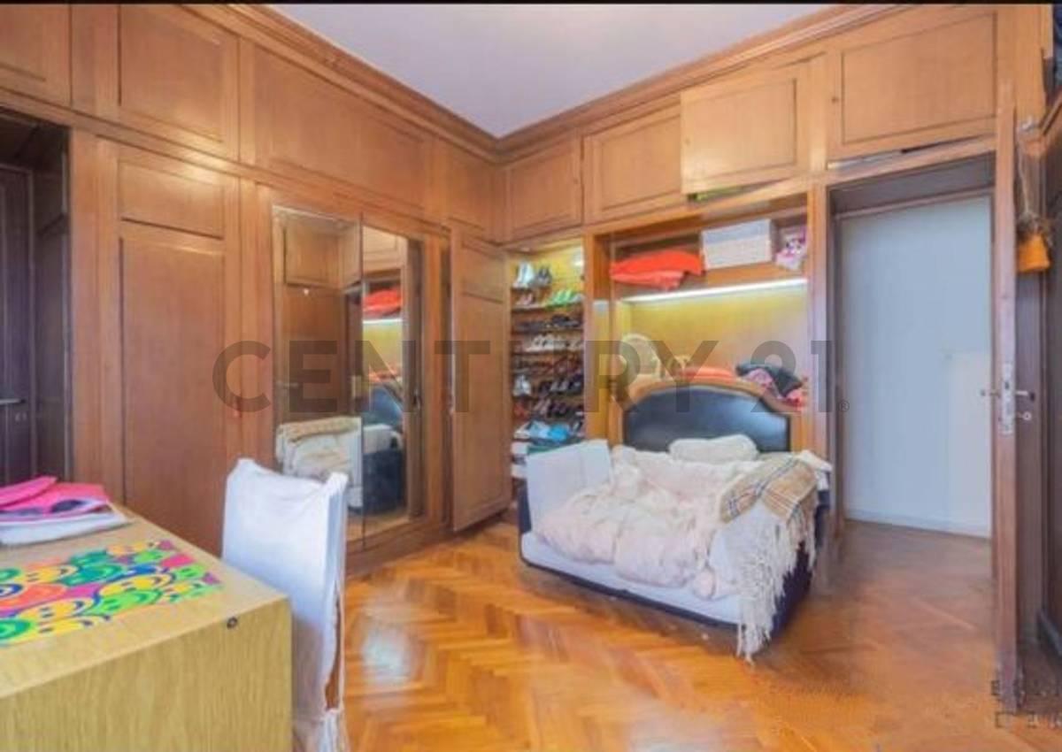 Foto de VENTA DEPARTAMENTO 7 AMB EN RECOLETA CON COCHERA, imagen 5