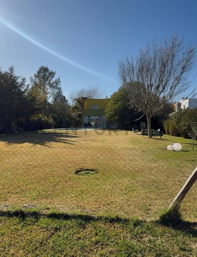 Foto de VENTA LOTE 1200 M2 EN POSADA DE LOS LAGOS CORONEL BRANDSEN FRENTE A LA, imagen 4
