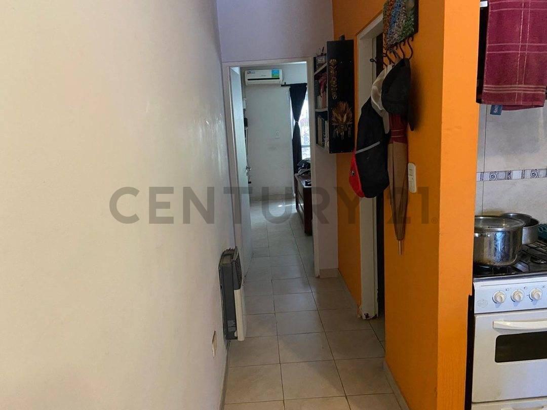 Foto de VENTA DE DEPARTAMENTO DOS AMBIENTES EN COMPLEJO EN SAN MIGUEL APTO, imagen 2