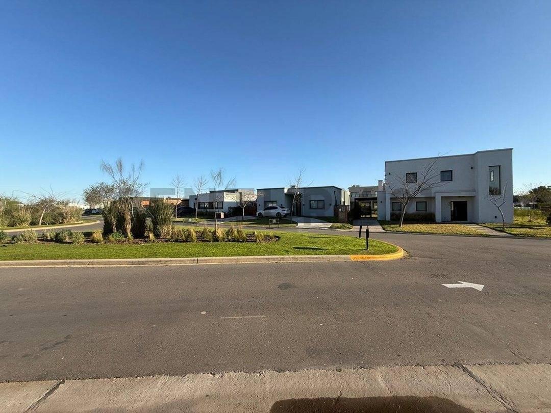 Foto de VENTA LOTE 483 M2 PILAR DEL ESTE BARRIO SAN RAMON, imagen 4