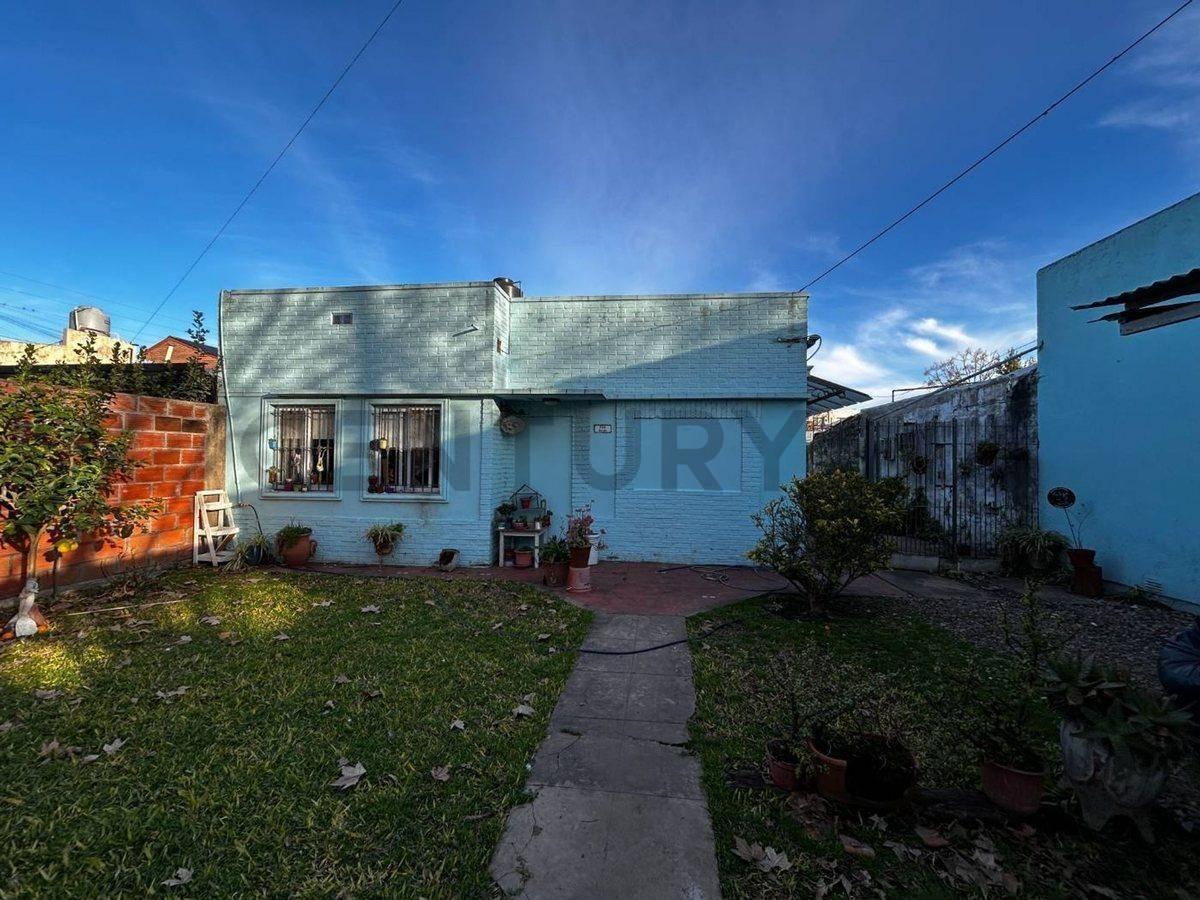 Foto de CASA EN VENTA DE 3 AMBIENTES EN BELLA VISTA en una planta, imagen 3