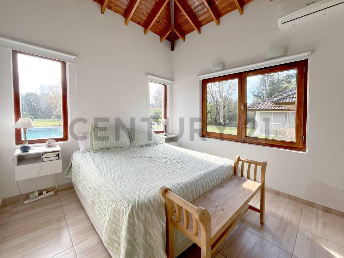 Foto de VENTA CASA 5 AMBIENTES PILETA GOLF COUNTRY BOCA RATON PILAR, imagen 4