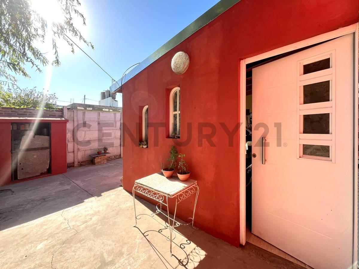 Foto de VENTA CASA 4 AMB FINANCIA 50% VIRREY DEL PINO DUEÑO OPORTUNIDAD, imagen 1