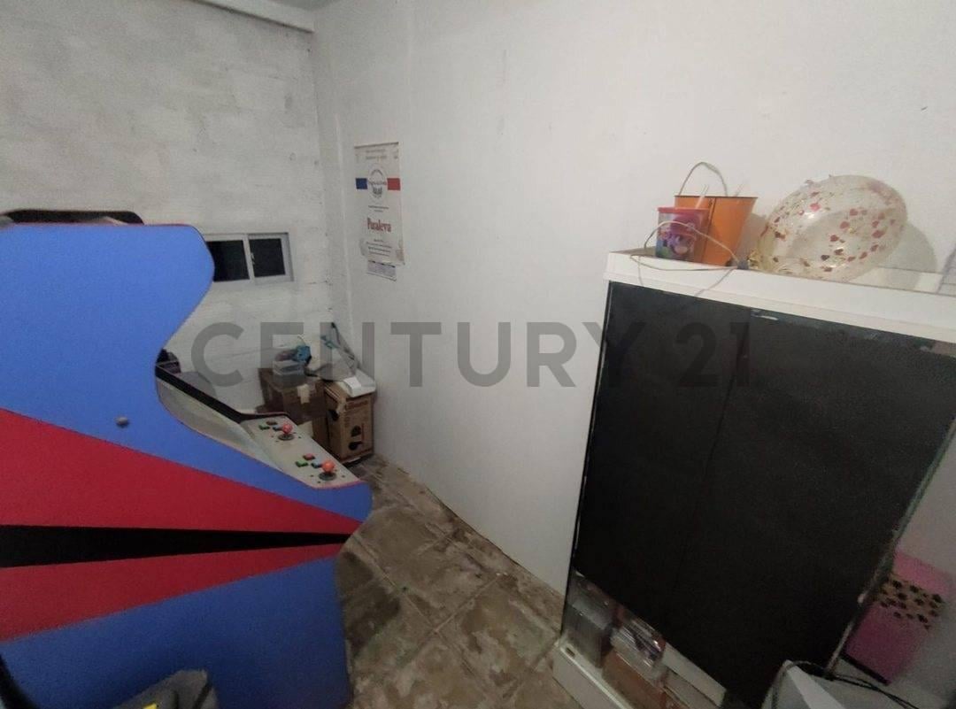 Foto de VENTA LOCAL CON PROPIEDADES A REFACCIONAR IDEAL INVERSOR TRUJUI SAN, imagen 2