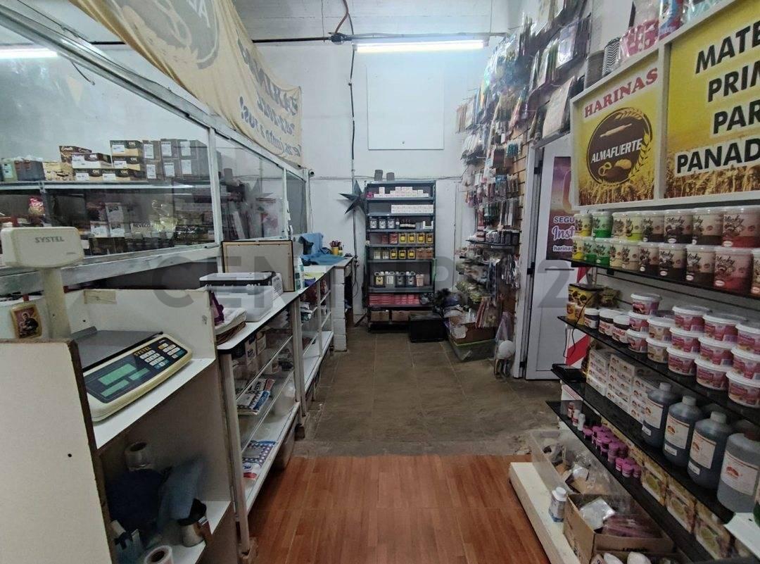Foto de VENTA LOCAL CON PROPIEDADES A REFACCIONAR IDEAL INVERSOR TRUJUI SAN, imagen 3