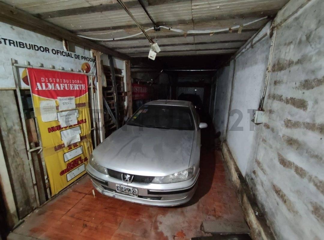 Foto de VENTA LOCAL CON PROPIEDADES A REFACCIONAR IDEAL INVERSOR TRUJUI SAN, imagen 1