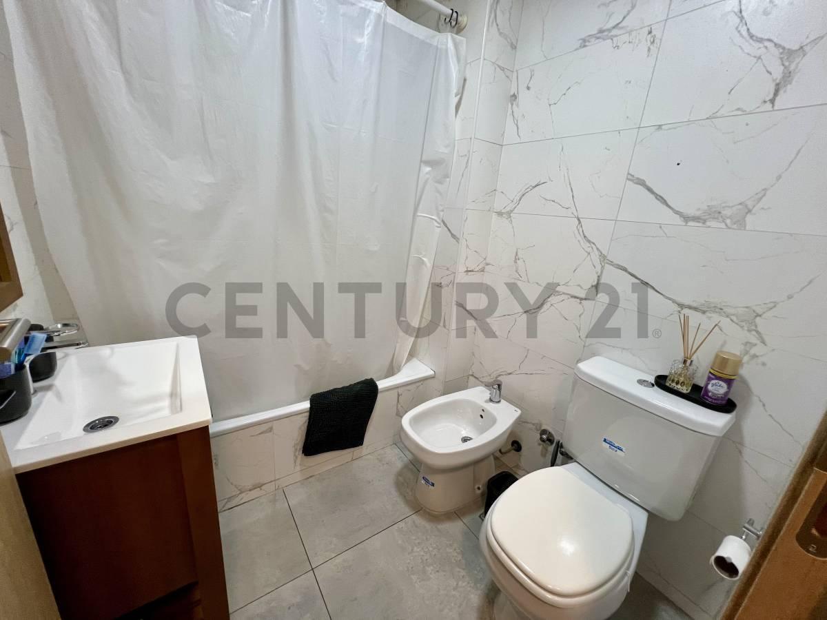 Foto de VENTA DEPARTAMENTO MONOAMBIENTE C/ BALCÓN CASTELAR, imagen 5