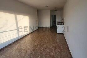 Foto de VENTA DEPARTAMENTO 2 AMBIENTES CON BALCÓN. LÍMITE SAN MIGUEL - APTO, imagen 5