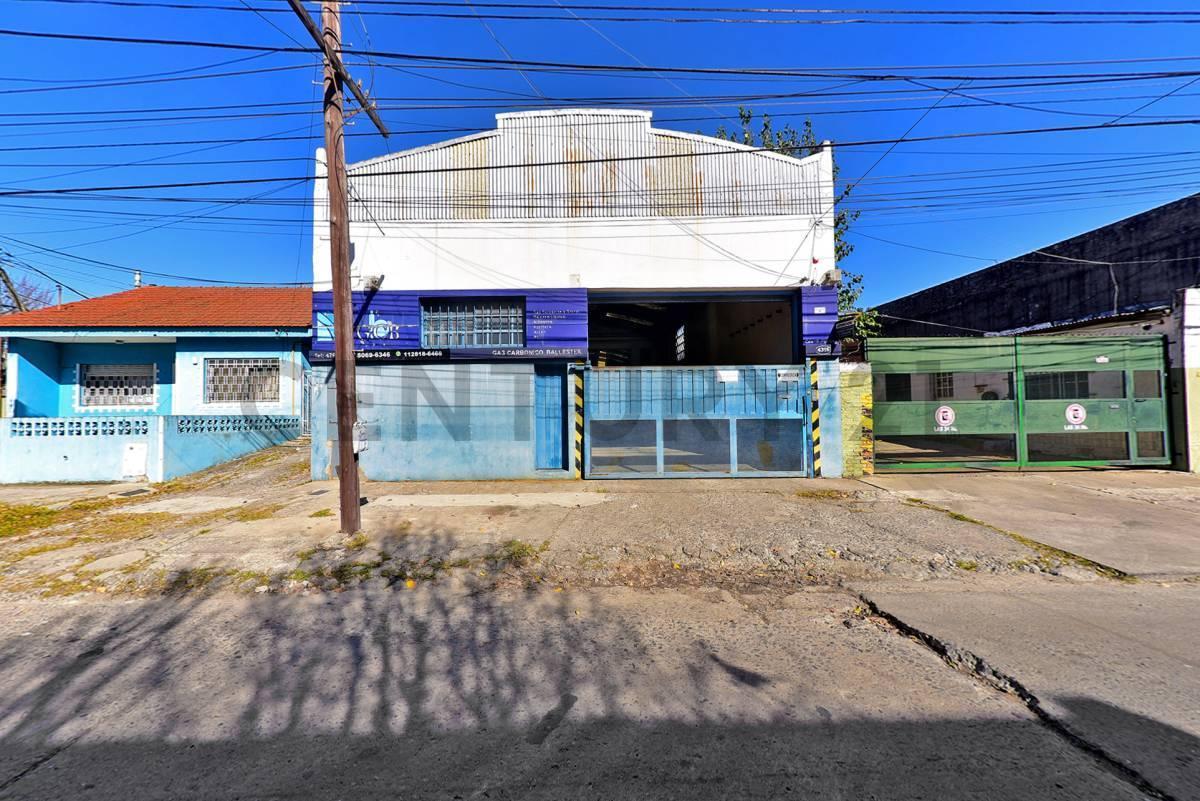 Foto de VENTA GALPON CON OFICINAS EN VILLA BALLESTER SAN MARTIN - EXCELENTE, imagen 4