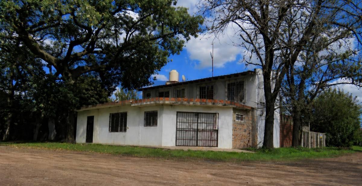 Foto de VENTA CASA 7 AMB|ESPECTACULAR QUINTA EN ESQUINA|2000m2, imagen 3